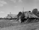 Kirikuküla vanad taluhooned.. Autor: Veljo Ranniku. Aasta: 1971
