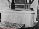 15. sajandist pärinev altarikorpus servistatud mensaplaadi all.. Foto: Muinsuskaitseameti vallasmälestiste arhiiv. Toimik 4-6/8 I
