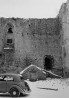 Vaade kloostri kiriku põhjafassaadi lääneosale enne konserveerimistöid.. Autor: V. Raam, R. Zobel, K. Aluve. Aasta: 1954-1957