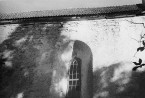 Lõunaseina aknasse laotud kontraforss (fragment).. Autor: J.JÃ¤rverand. Aasta: 1984