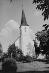 Vaade kirikule läänest. Autor: Olev Kõll. Aasta: August 1980. #3979