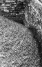 Loodenurga nurgaposti kapiteel ja teda ümbritsev „kiilutud“ seinaosa.. Autor: V.Raam. Aasta: 1958