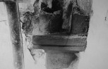 Kooriruumi loodenurga turba kapiteeli rekonstruktsioon savist. Vaade roide ja kilpkaare algusele idast ülalt. N-1687/3. Autor: T. Böckler. Aasta: 1957